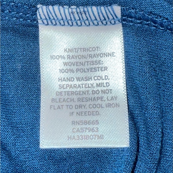 Sleeveless Navy Blue Top - Picture 7 of 7